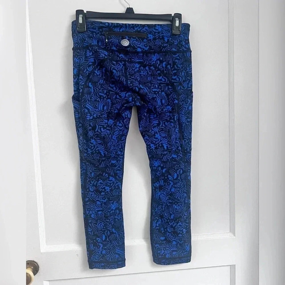 Lululemon Run The Day Crop Leggings - Picture 3 of 4